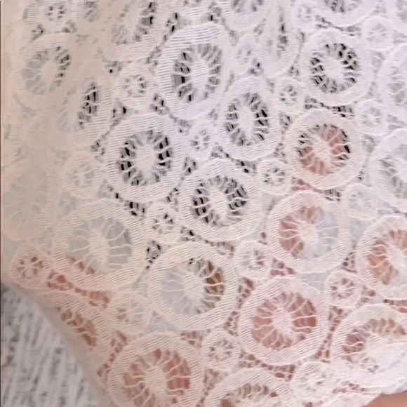 Boutique Ivory Short Sleeve Crochet Dress Women’s Size 10 - Picture 9 of 10